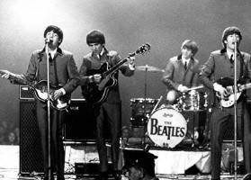 TUTTI PAZZI PER I BEATLES