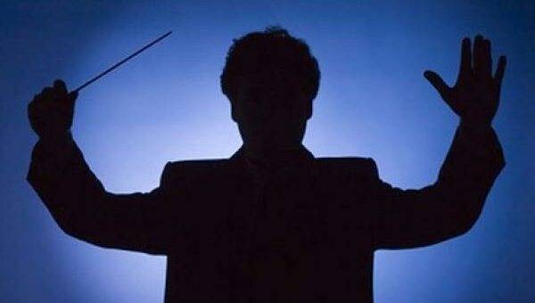 COME DIVENTARE DIRETTORE D'ORCHESTRA: PERCORSO, COMPETENZE E CONSIGLI